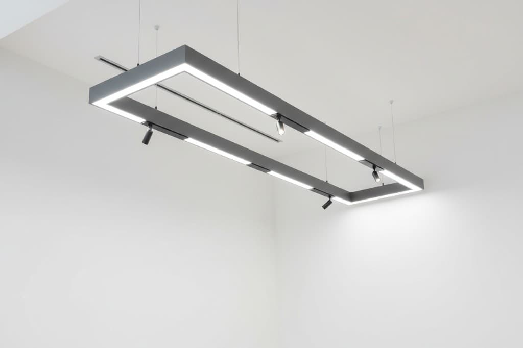 方形框架組合吊燈